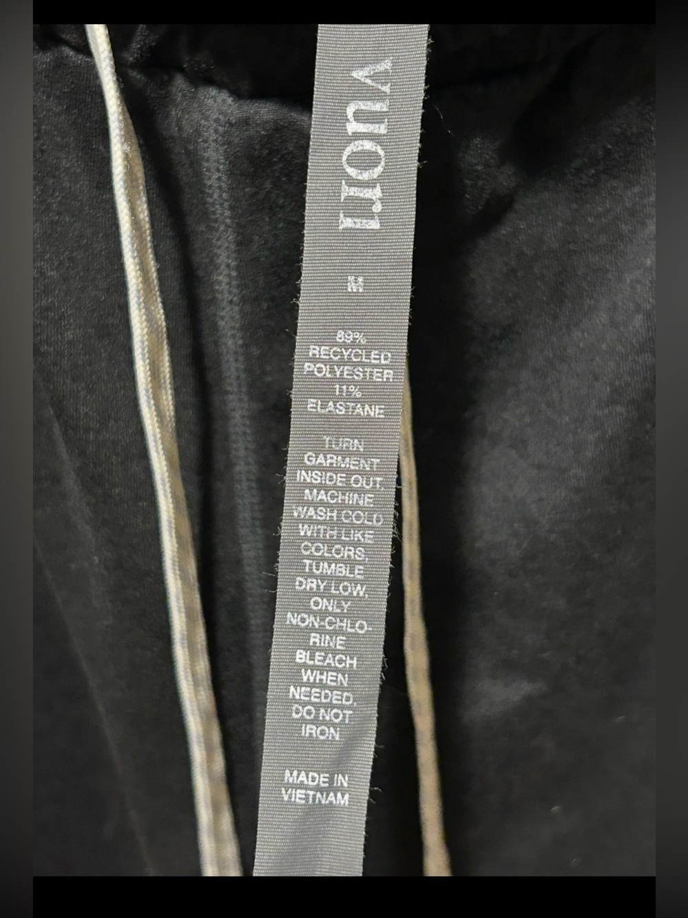 Vuori Performance Jogger in Black Heather DreamKnit , size M - Picture 13 of 13